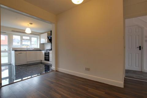 3 bedroom terraced house for sale, Lincoln Road, Enfield