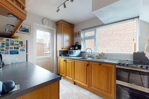 3 bedroom semi-detached house for sale, Vigilant Way, Gravesend, DA12