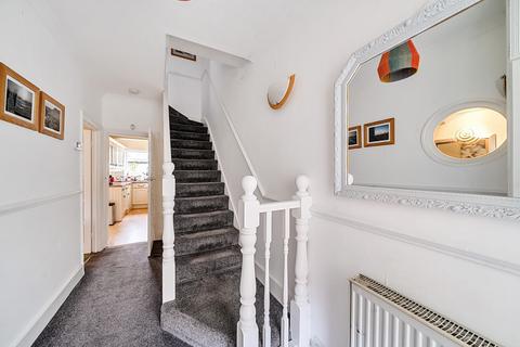 3 bedroom terraced house for sale, Penrhyn Avenue, London