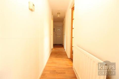 14 Arkwrights, Harlow, CM20 3LT