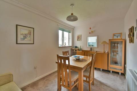 3 bedroom flat for sale, Heighton Close, Bexhill-on-Sea, TN39