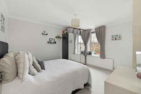2 bedroom semi-detached house for sale, Mount Pleasant, Paddock Wood