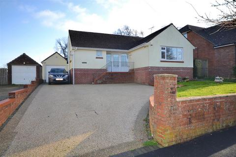 2 bedroom detached bungalow for sale, Casterbridge Road, Dorchester