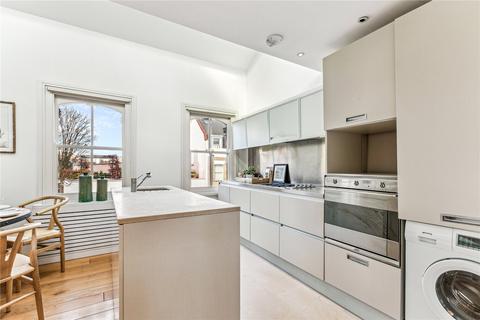 3 bedroom apartment for sale, Shelgate Road, SW11