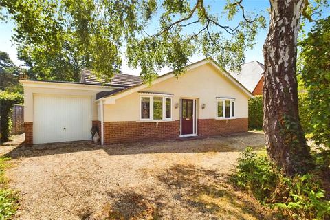 4 bedroom bungalow to rent, Shortheath Lane, Sulhamstead, Reading, Berkshire, RG7