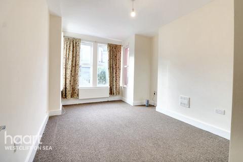 2 bedroom flat for sale, London Road, WESTCLIFF-ON-SEA