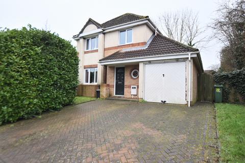 4 bedroom detached house to rent, Pimpernel Grove, Walnut Tree