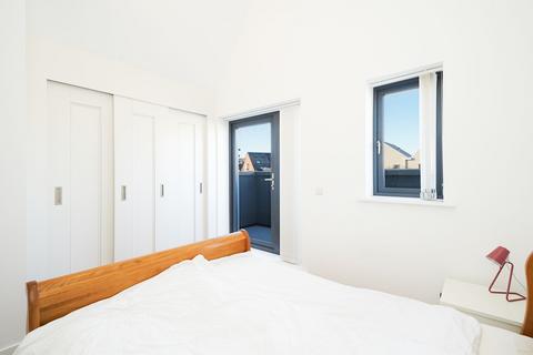 12 Eagle Lane, Sheffield, S3 8BF