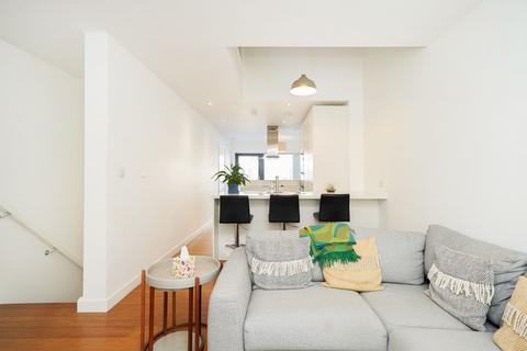 12 Eagle Lane, Sheffield, S3 8BF