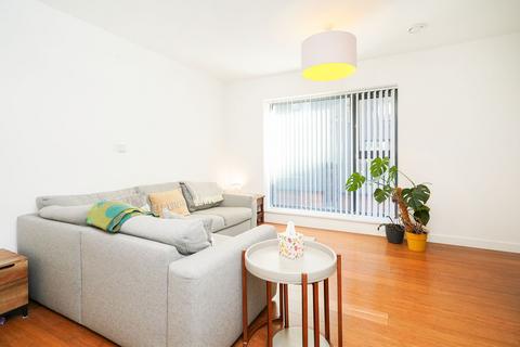12 Eagle Lane, Sheffield, S3 8BF
