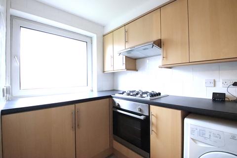 1 bedroom flat to rent, Featherbed Lane, Croydon CR0