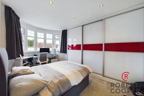 102 Yeading Avenue, Harrow, HA2 9RH