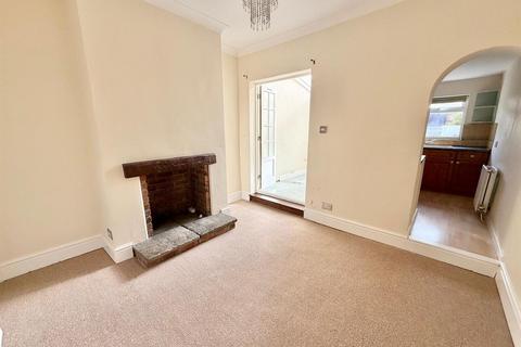 2 bedroom terraced house for sale, Roe Street, Macclesfield