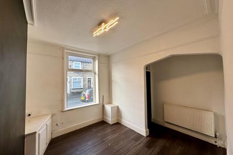 2 bedroom house for sale, Holmsley Street, Burnley