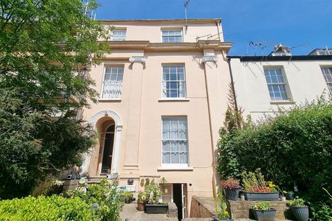 1 bedroom flat to rent, Newport Terrace, Barnstaple EX32