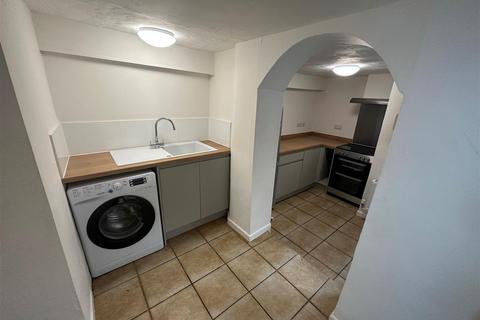 1 bedroom flat to rent, Newport Terrace, Barnstaple EX32