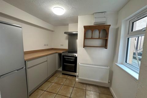 1 bedroom flat to rent, Newport Terrace, Barnstaple EX32