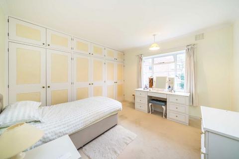 2 bedroom flat for sale, Cambridge Park, East Twickenham TW1