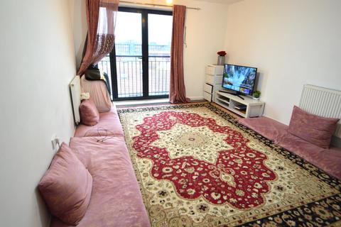 2 bedroom apartment to rent, Meadfield Road, Meadfield Road, Slough, Berkshire, SL3