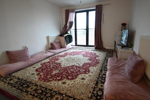 2 bedroom apartment to rent, Meadfield Road, Meadfield Road, Slough, Berkshire, SL3