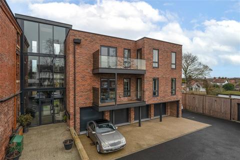 2 bedroom apartment for sale, Apartment 17, Castle Lodge, Castle Road, Wakefield, West Yorkshire