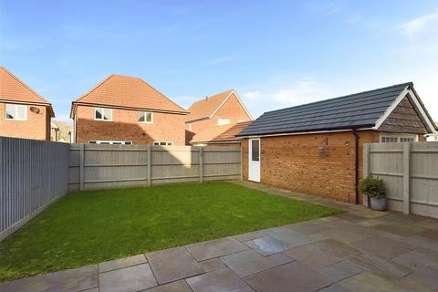 4 bedroom detached house for sale, Nicholls Way, Gloucester