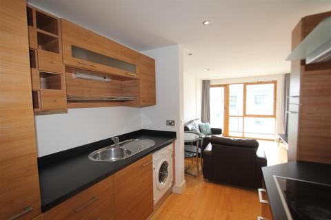 1 bedroom flat to rent, Crozier House, Leeds Dock