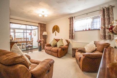 2 bedroom detached bungalow for sale, Keith Way, Southend-on-Sea SS2