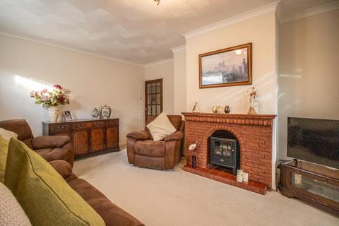 2 bedroom detached bungalow for sale, Keith Way, Southend-on-Sea SS2