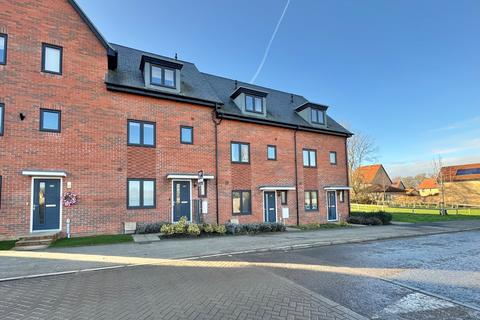 4 bedroom townhouse for sale, Bluebell Way, Whiteley