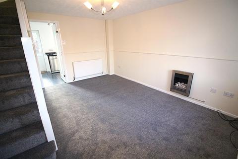 2 bedroom house to rent, Grendon Drive, Rugby