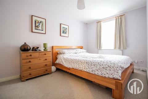 2 bedroom flat for sale, Lullingstone Lane, London, SE13