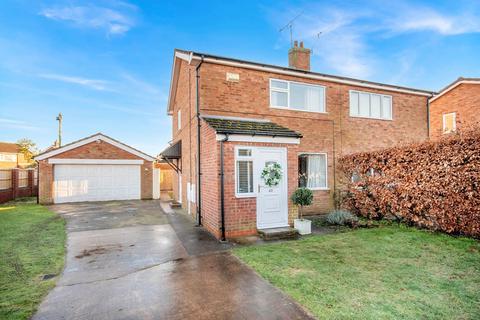 2 bedroom semi-detached house for sale, Camborne Crescent, Retford DN22