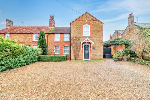 4 bedroom cottage for sale, Heath Road, Dersingham, King's Lynn, Norfolk, PE31