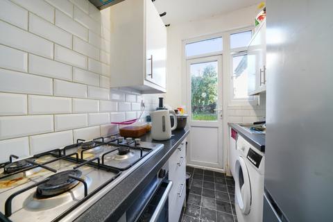 4 bedroom terraced house for sale, Headcorn Road, Thornton Heath, CR7