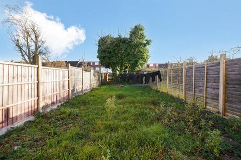 4 bedroom terraced house for sale, Headcorn Road, Thornton Heath, CR7