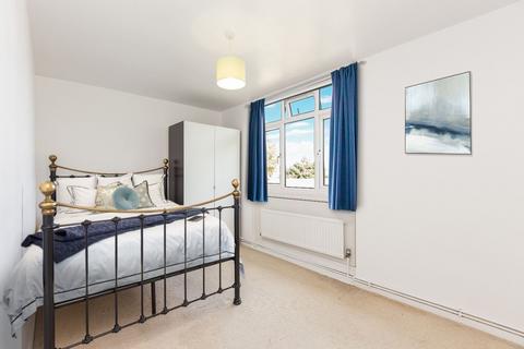 3 bedroom apartment to rent, Maitland Park Road, London