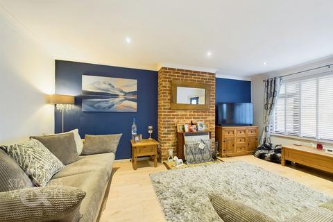 13 Broadway Close, Hempnall, Norwich, NR15 2LY