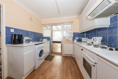1 Eastcott Close, Luton, LU2 9JP