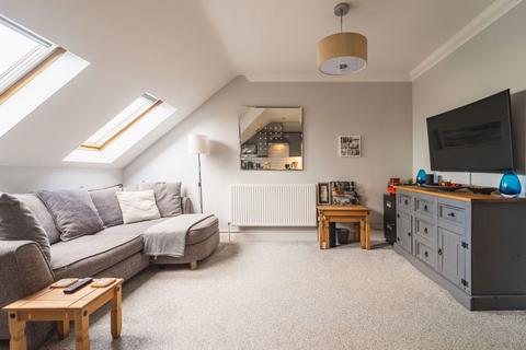 2 bedroom flat for sale, Gravel Hill, Wimborne BH21