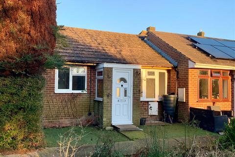 2 bedroom terraced bungalow to rent, Rope Walk, Littlehampton BN17