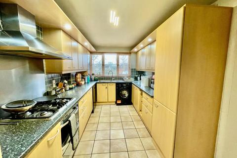 6 bedroom detached house for sale, Sparrow Drive, Stevenage