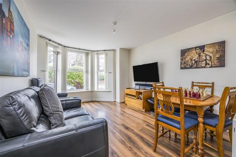 2 bedroom flat for sale, Hawkwood Road, Bournemouth