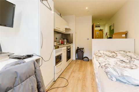 Studio to rent, St. Stephens House, Bristol BS1