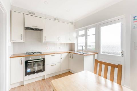Springfield Court, Acton, London, W3