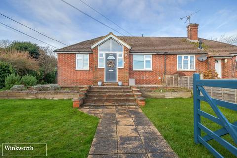 2 bedroom bungalow for sale, Ridley's Piece, South Warnborough, Hampshire, RG29