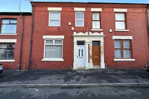 4 bedroom terraced house for sale, Dymock Road, Preston, PR1