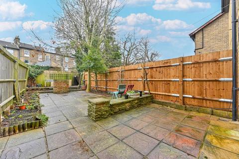 2 bedroom house for sale, Kings Road, Wood Green, London, N22