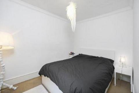 1 bedroom apartment to rent, Connaught Street, London W2