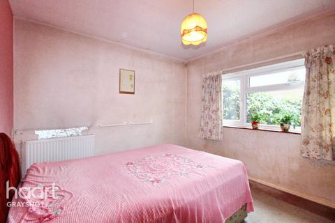 3 bedroom detached bungalow for sale, Carlton Road, Headley Down